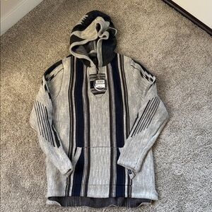 STS Ranchwear Gray and Black Hooded Sweater M NWT